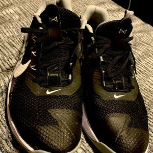 Men's Nike Metcon Seven Lock Laces Sneakers